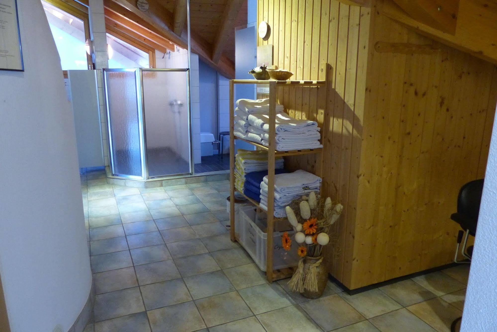 Crystal Hotel 3*